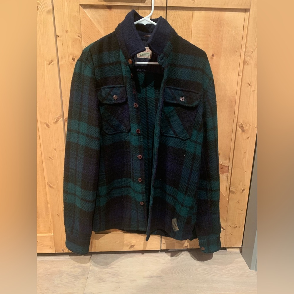Shirt jacket. Size L.